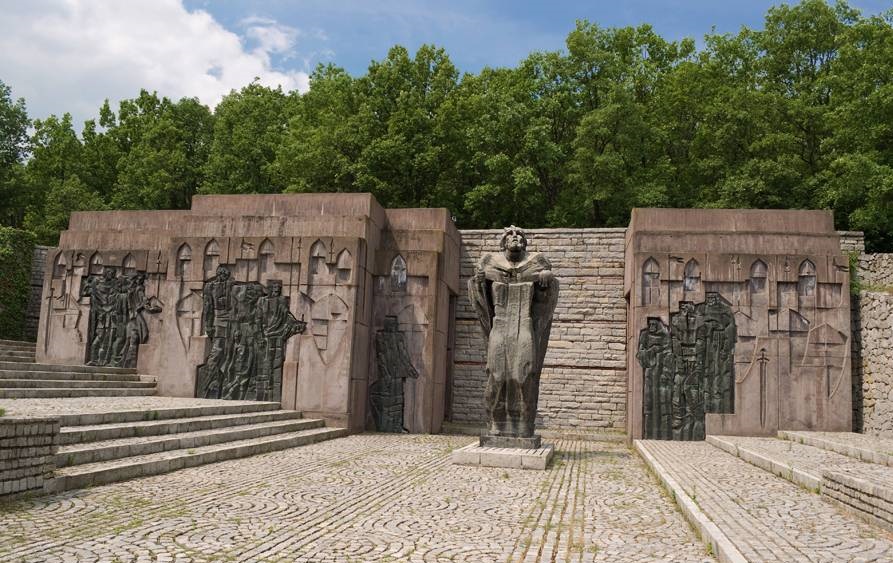 Еднодневна екскурзия до Самуиловата крепост, Петрич и Античен град Хераклея Синтика