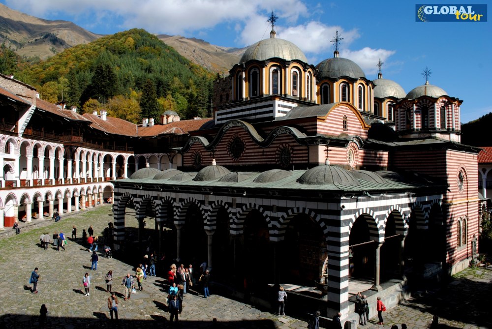 Екскурзия до Рилски манастир с гроба на Св. Иван Рилски и Стобските пирамиди