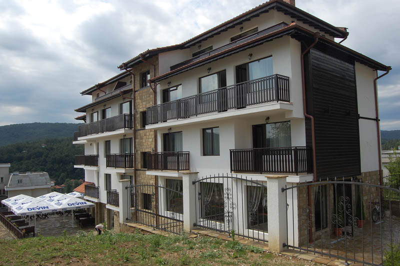 Закуска и вечеря и детски кът в Семеен хотел Бела, Трявна 