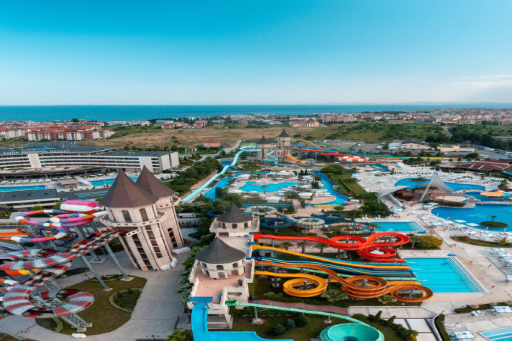 2. Аква Парадайз Ризорт (Aqua Paradise Resort), Несебър