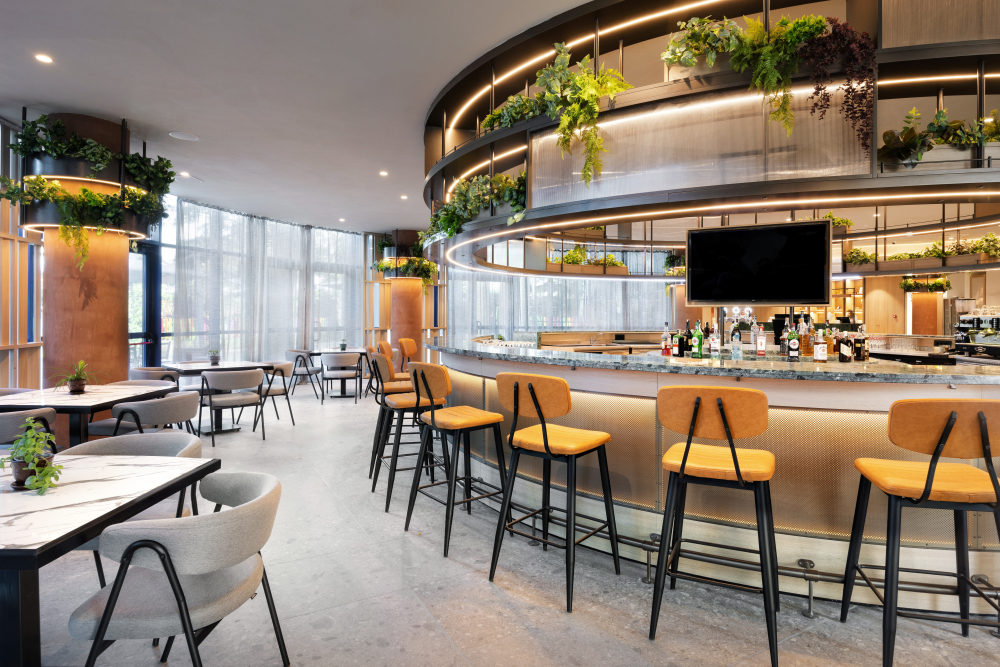 FOUR POINTS BY SHERATON