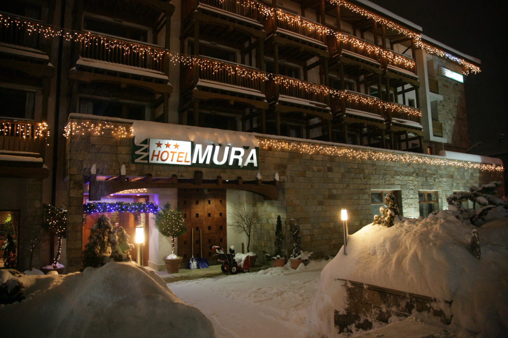 МУРА