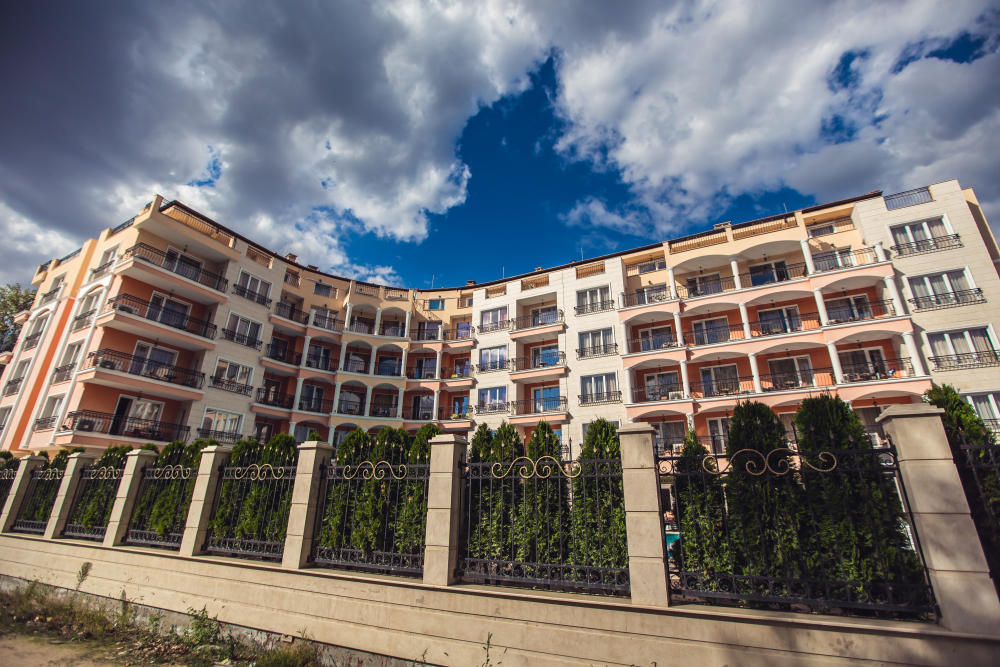 АВЕНЮ ДЕЛУКС