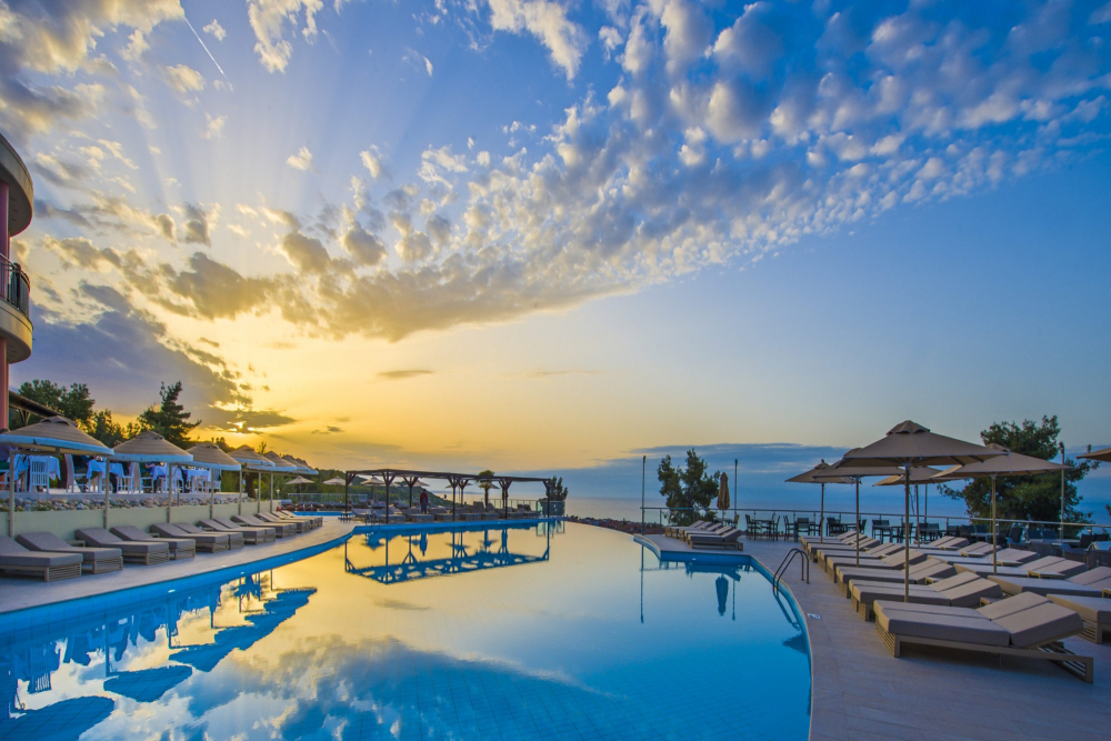 ALIA PALACE HOTEL