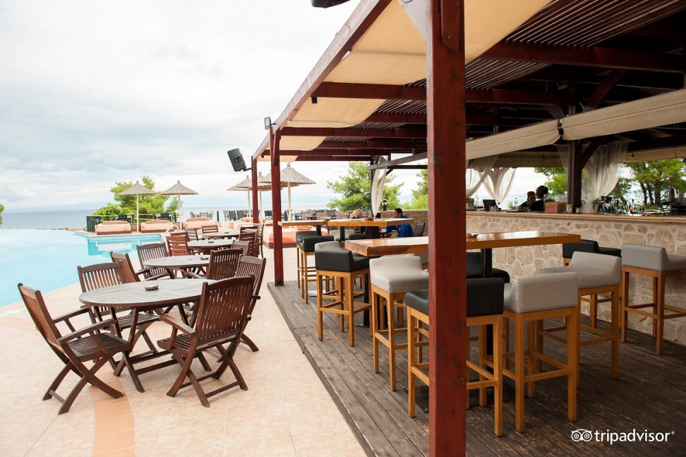 ALIA PALACE HOTEL