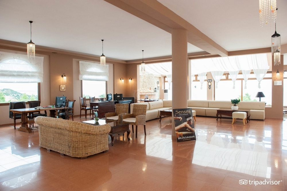 ALIA PALACE HOTEL