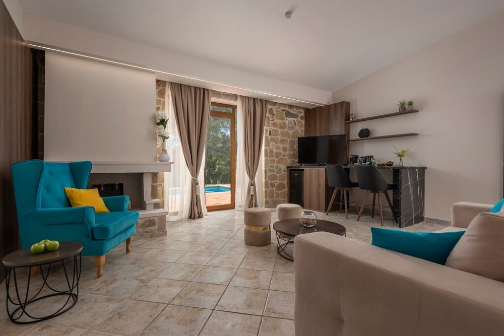 ALIA PALACE HOTEL