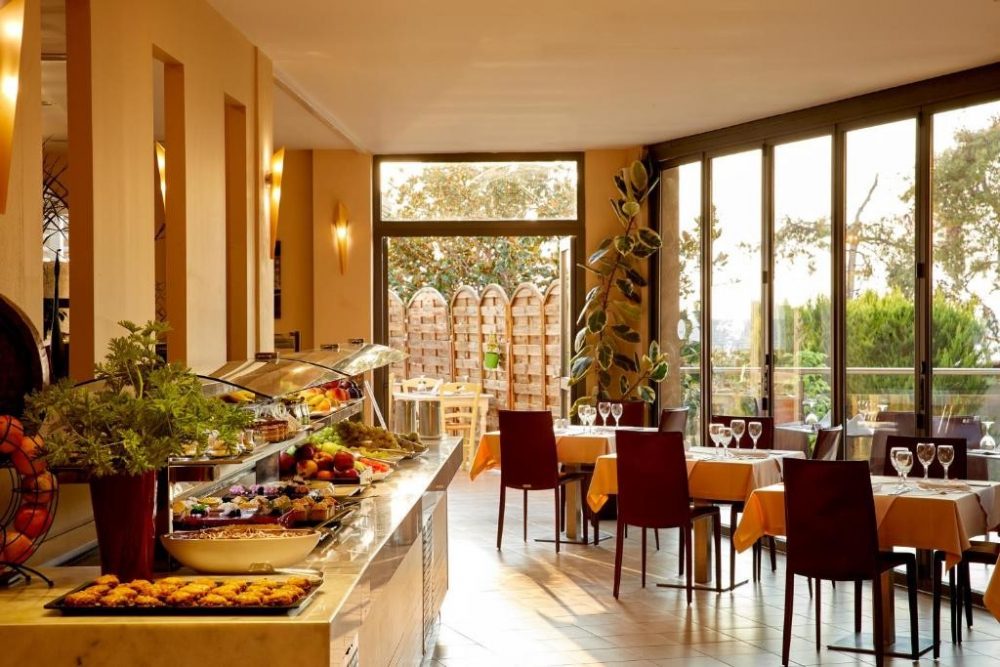 ISTION CLUB AND SPA