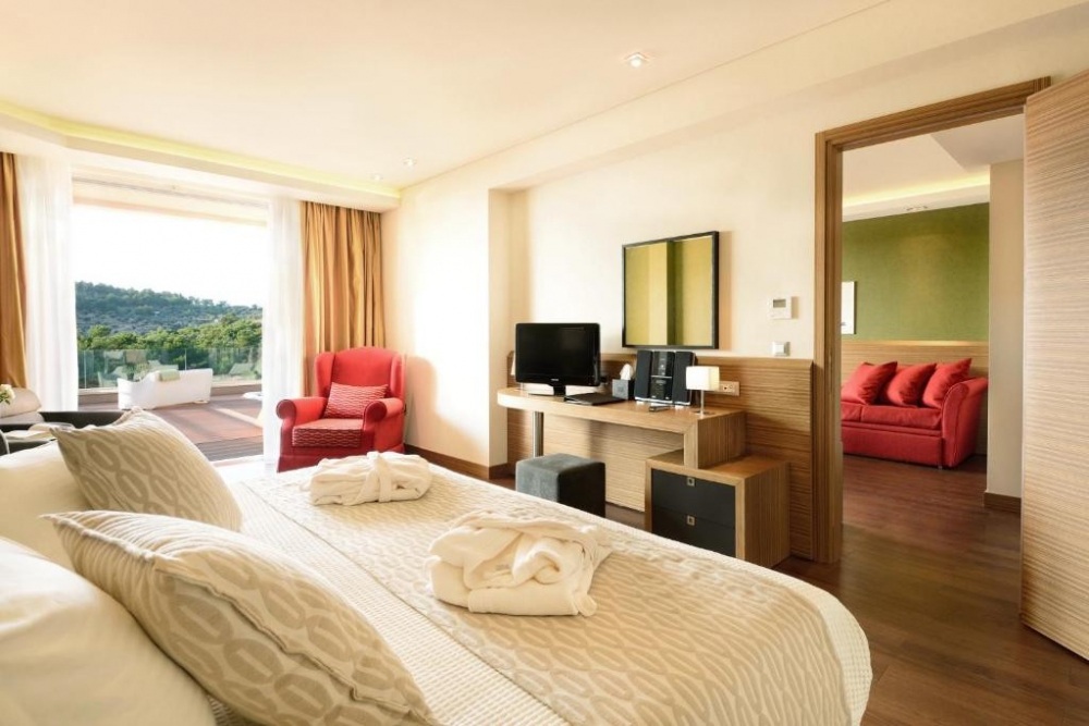 ROYAL PARADISE BEACH RESORT AND SPA