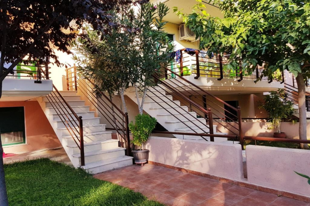 ELENA APARTMENTS