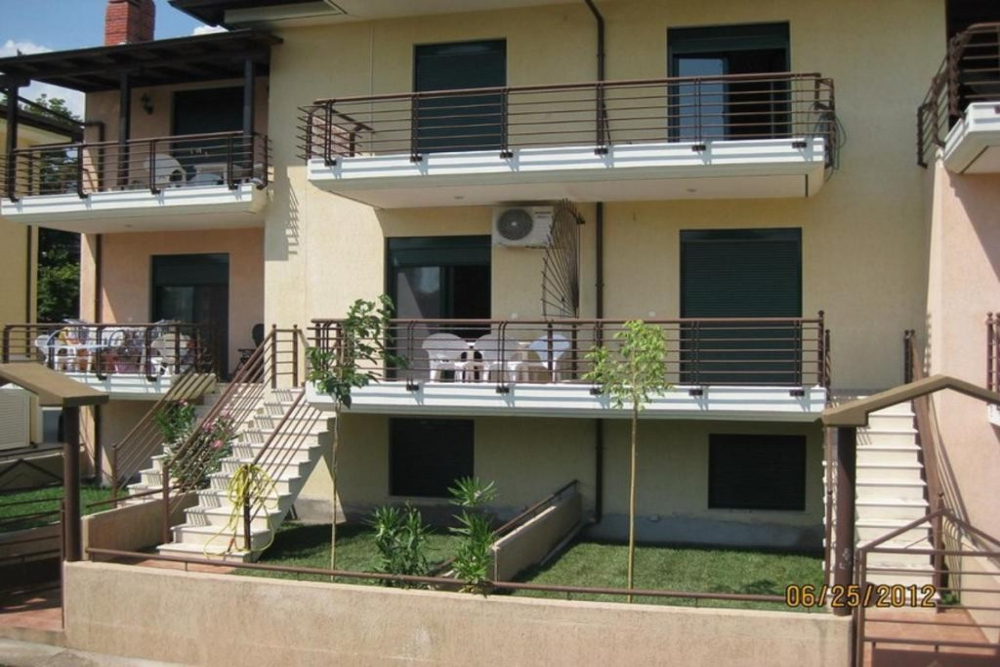 ELENA APARTMENTS