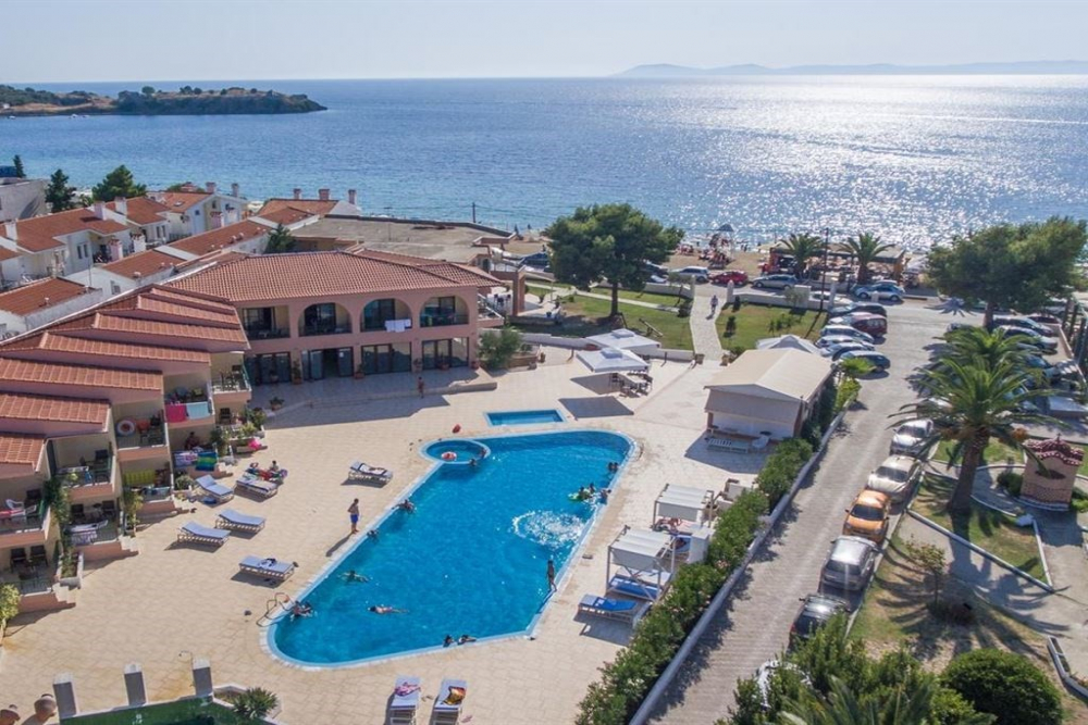 TORONI BLUE SEA HOTEL 