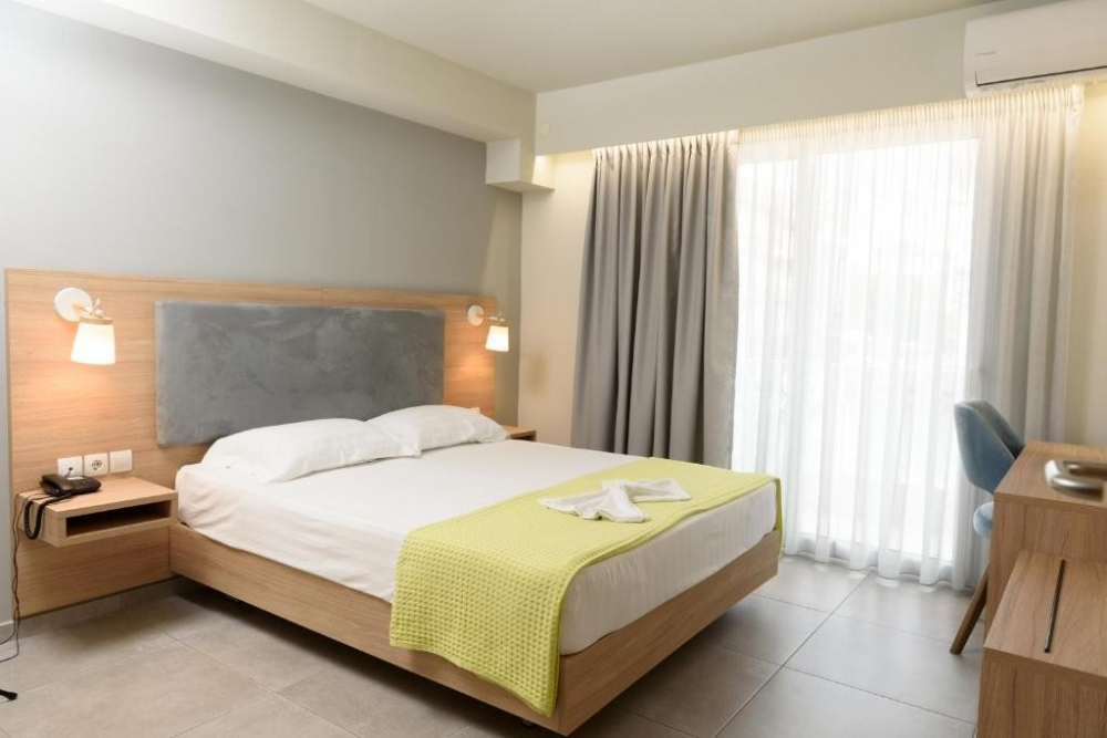 REGINA MARE HOTEL