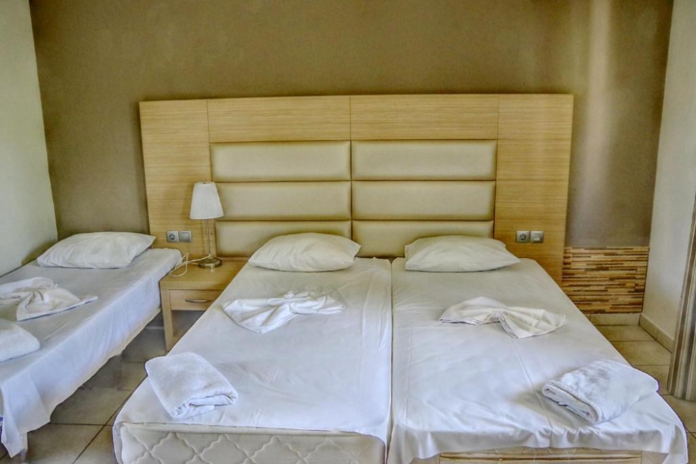 SUNRISE BEACH HOTEL