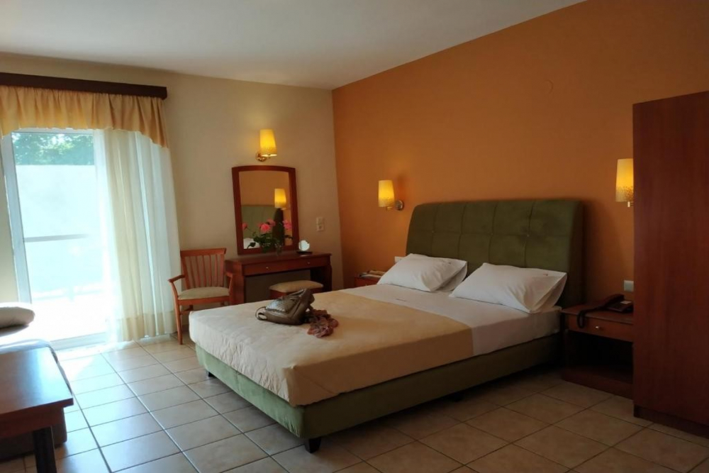 AMALIA HOTEL 