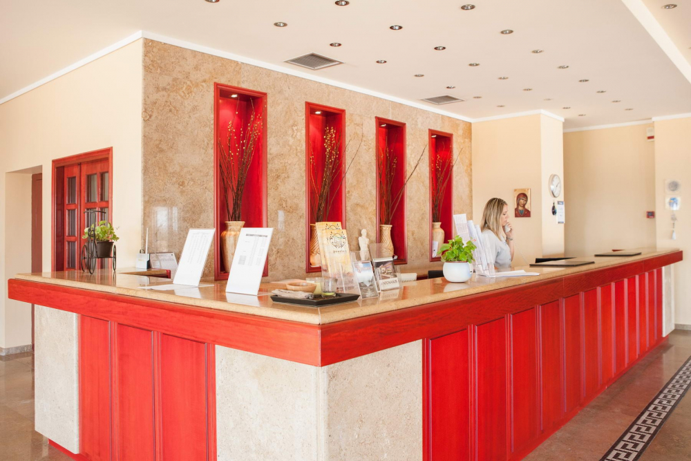 ALEXANDROS PALACE HOTEL AND SUITES