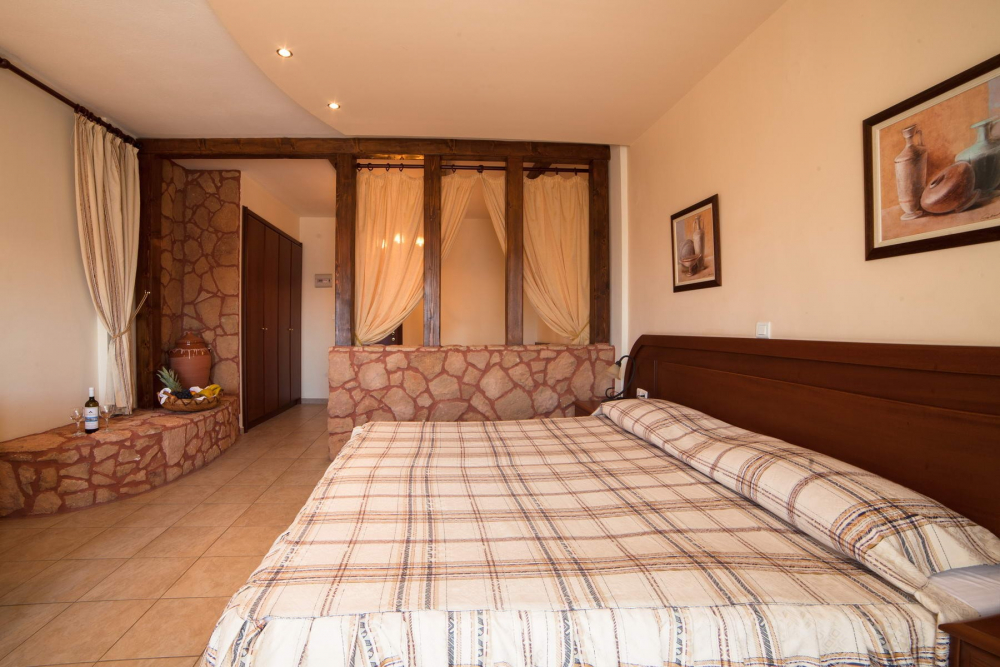 ALEXANDROS PALACE HOTEL AND SUITES