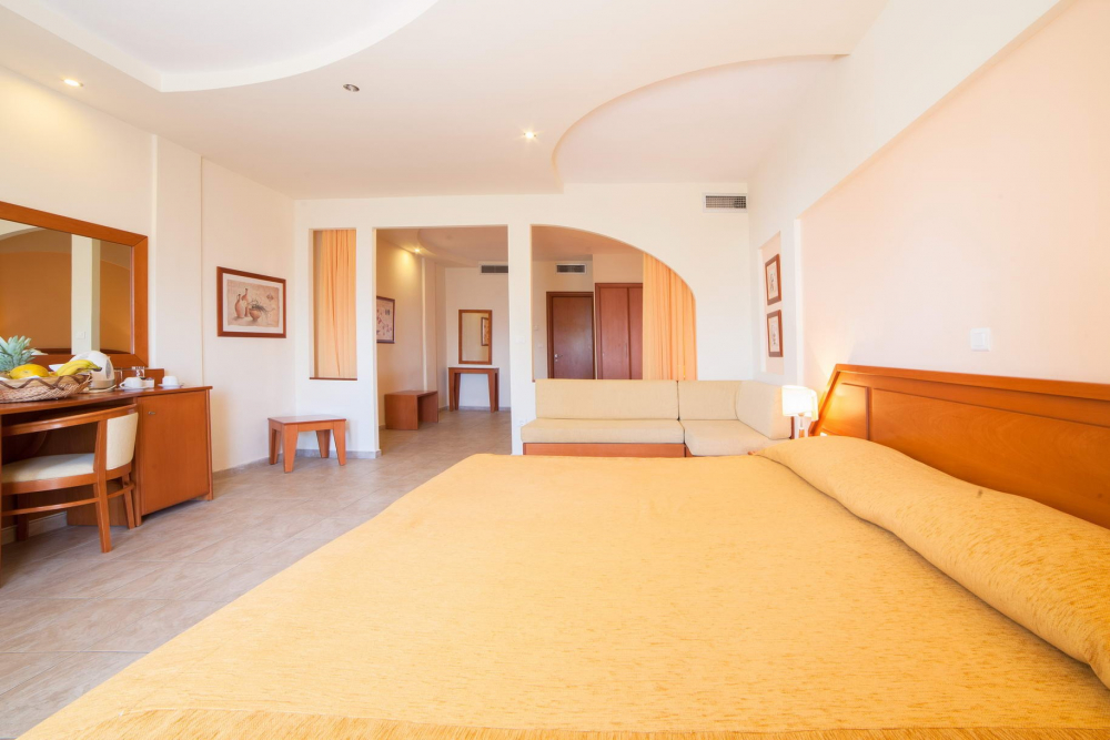ALEXANDROS PALACE HOTEL AND SUITES