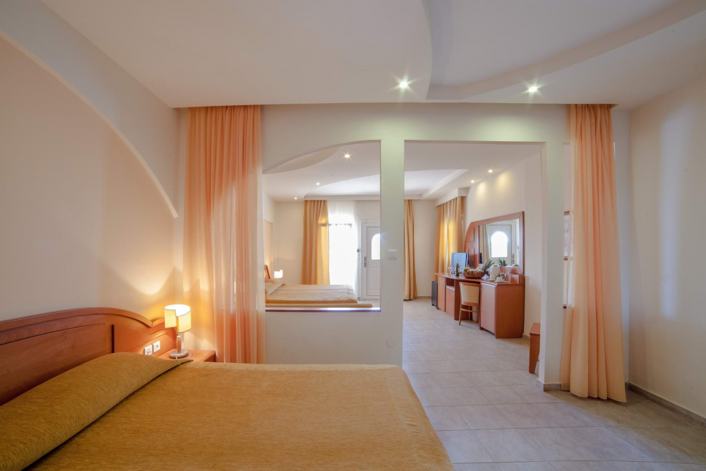 ALEXANDROS PALACE HOTEL AND SUITES