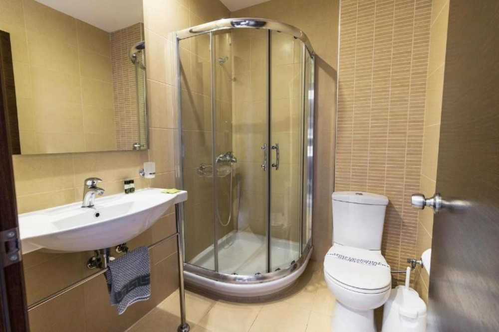 GIANNOULIS HOTEL