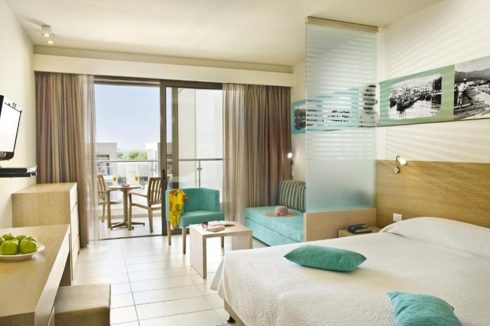 ALEA HOTEL & SUITES