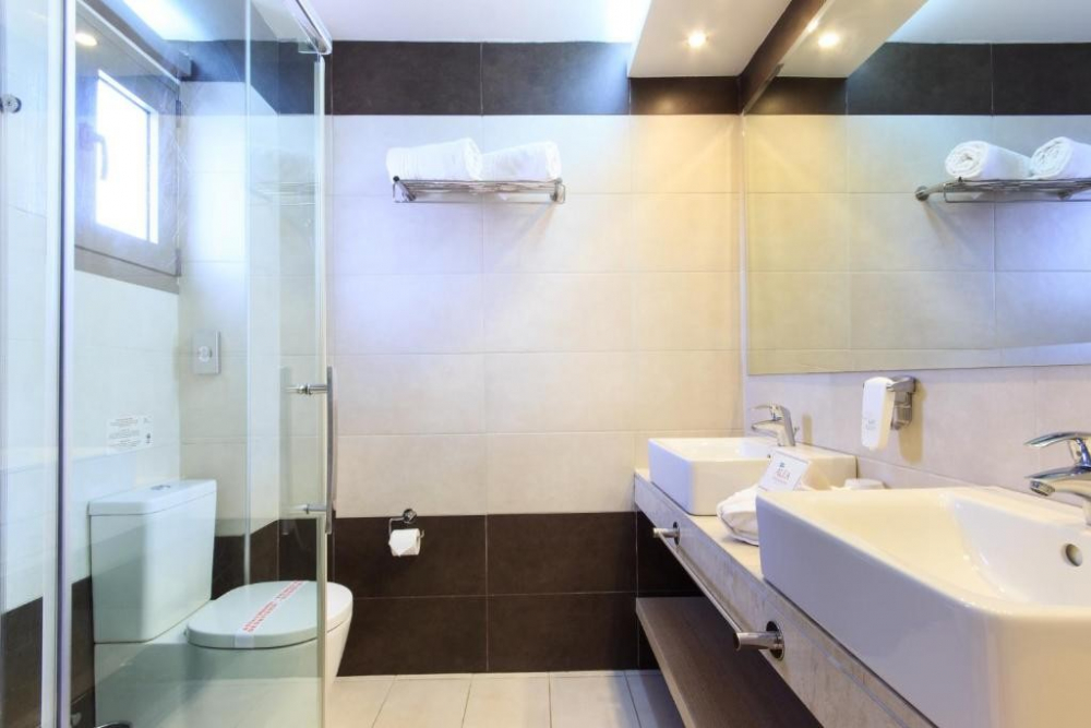 ALEA HOTEL & SUITES
