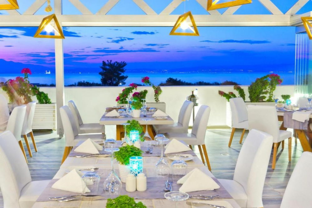 ALEA HOTEL & SUITES