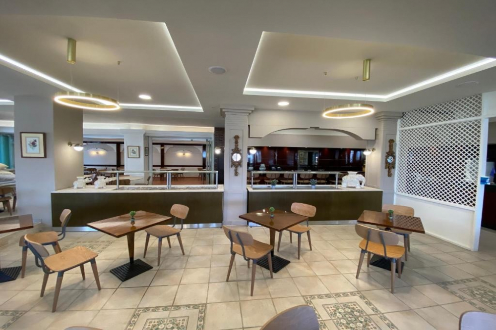 PLATON BEACH HOTEL