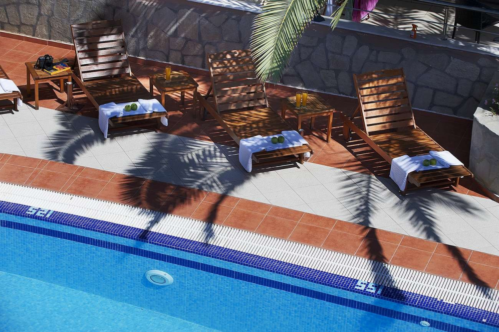 SIMEON HOTEL