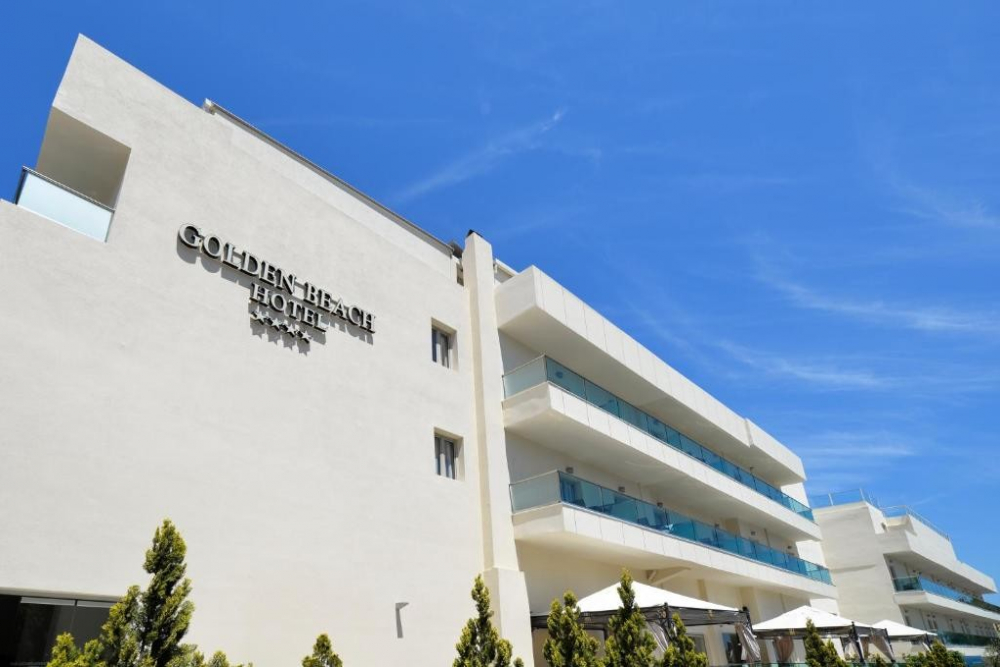 GOLDEN BEACH HOTEL