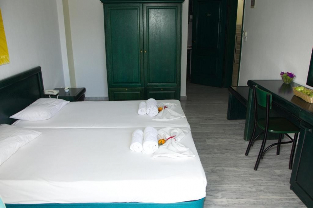 OLYMPION MELATHRON HOTEL AND BUNGALOWS