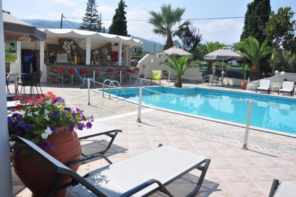 OLYMPION MELATHRON HOTEL AND BUNGALOWS