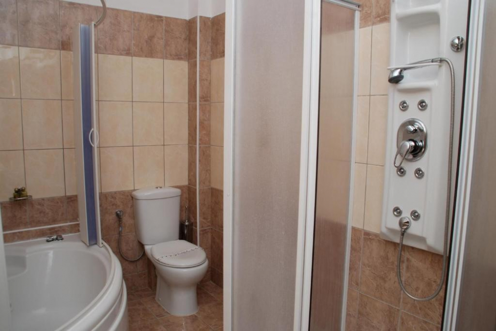GRAND PLATON HOTEL