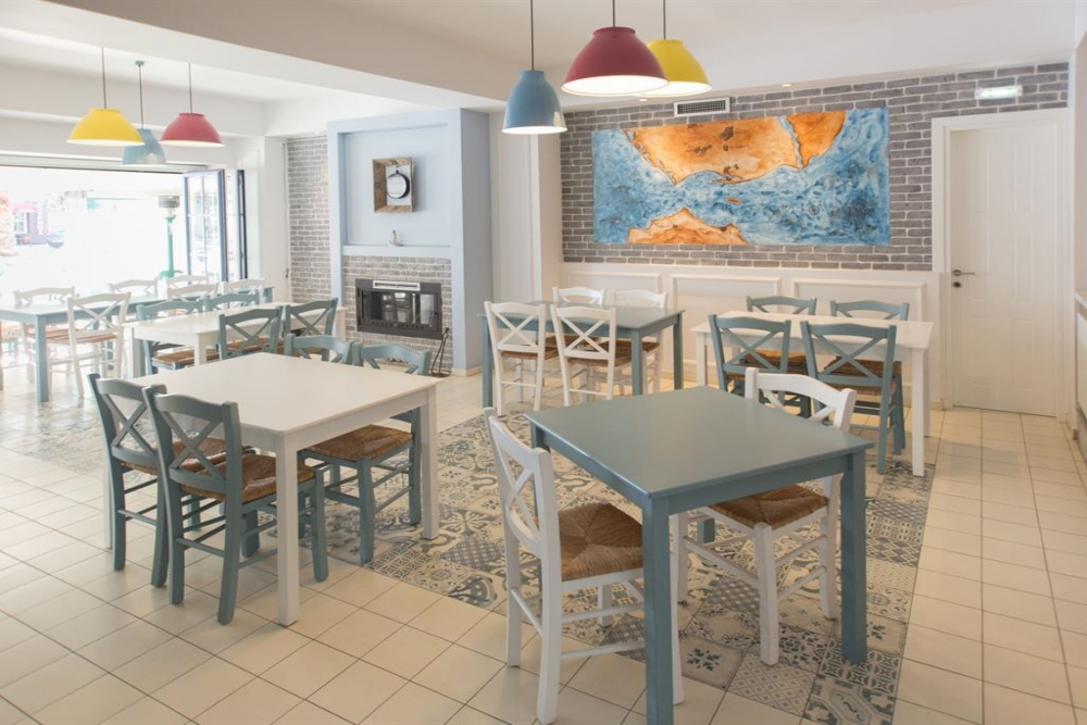 XASTERO HOTEL