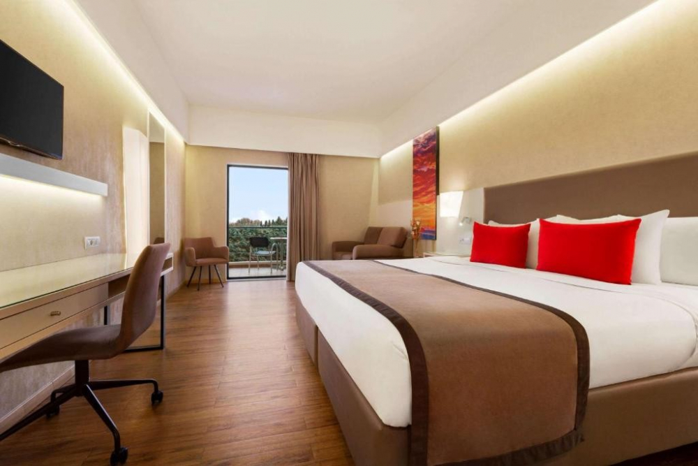 RAMADA PLAZA THRAKI
