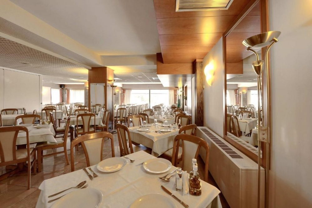 ESPERIA HOTEL