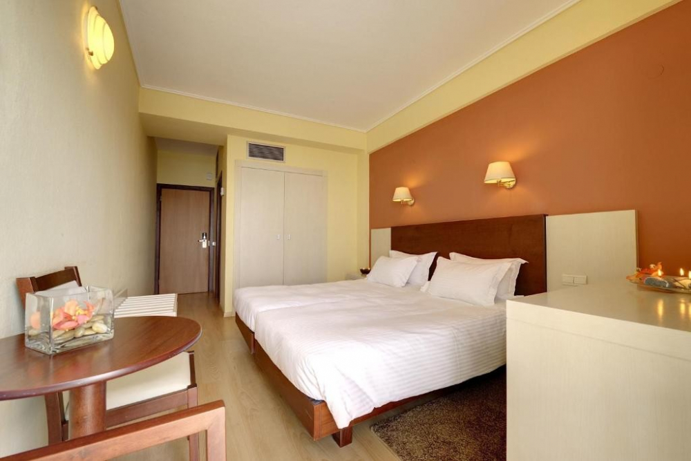 ESPERIA HOTEL