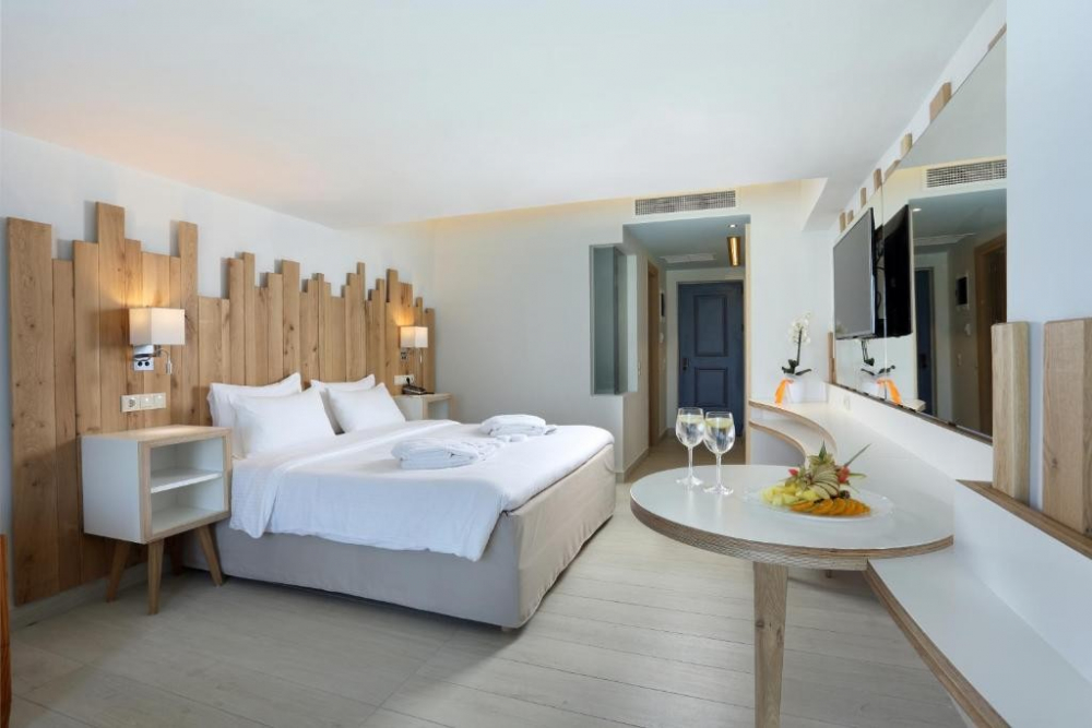 LYTTOS BEACH HOTEL