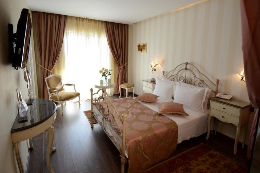 DANAI HOTEL & SPA