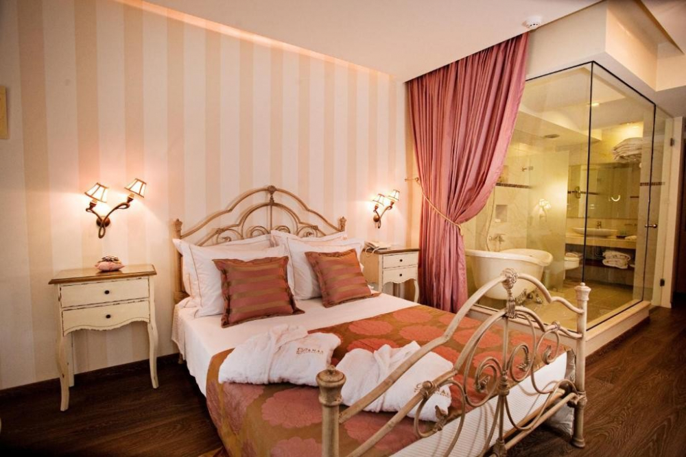 DANAI HOTEL & SPA