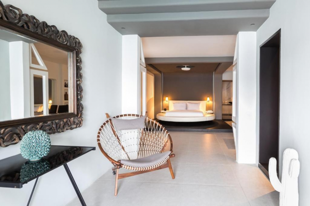 KIVOTOS HOTEL