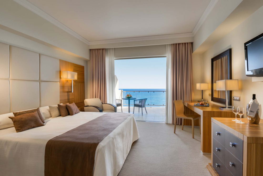 ELYSIUM RESORT & SPA 