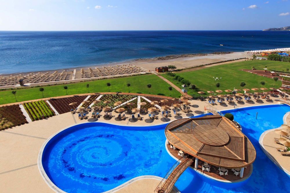ELYSIUM RESORT & SPA 