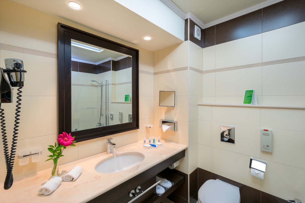 ELYSIUM RESORT & SPA 