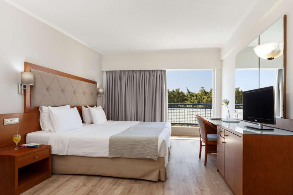 BEST WESTERN PLAZA HOTEL
