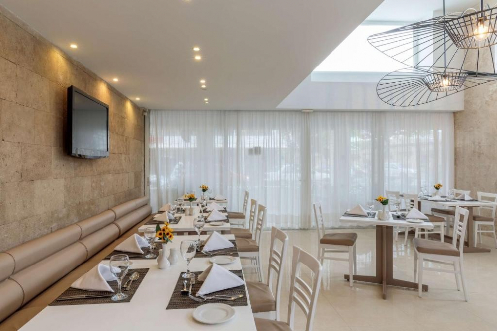 BEST WESTERN PLAZA HOTEL