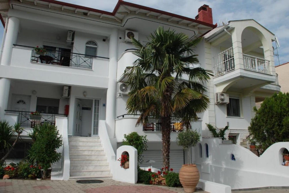ASSAMARIS FAMILY HOTEL