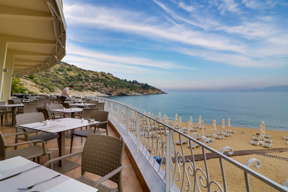 TOSCA BEACH