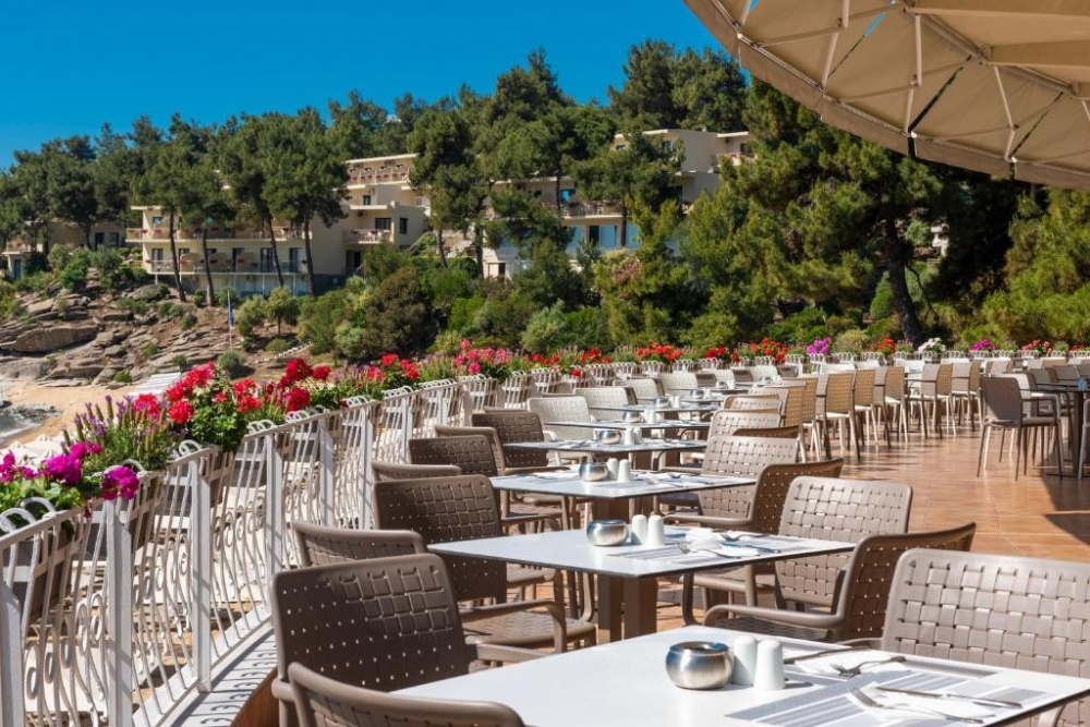 TOSCA BEACH