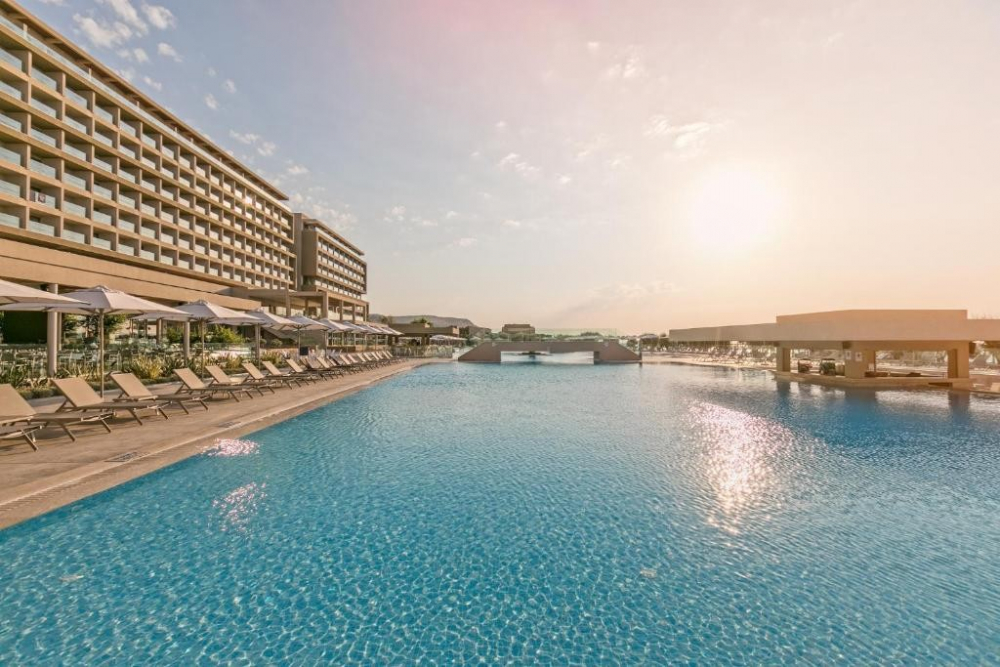 AMADA COLOSSOS RESORT